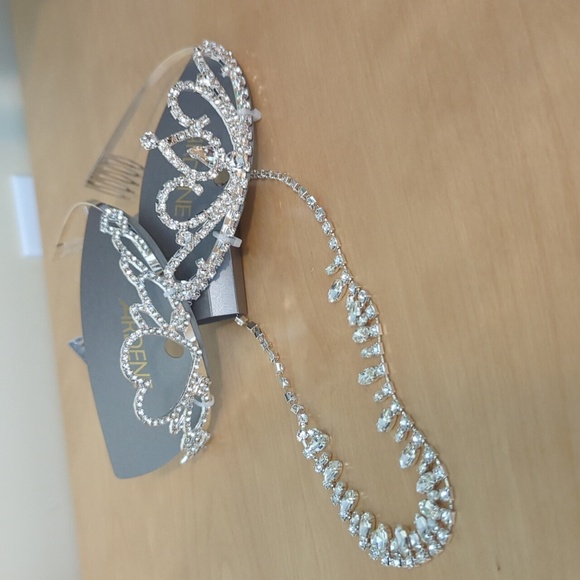 Ardene Tiaras  and necklace Brand New - Picture 6 of 9